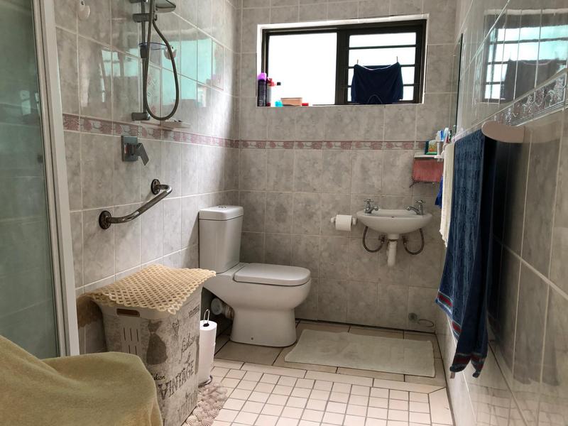 3 Bedroom Property for Sale in De Kelders Western Cape